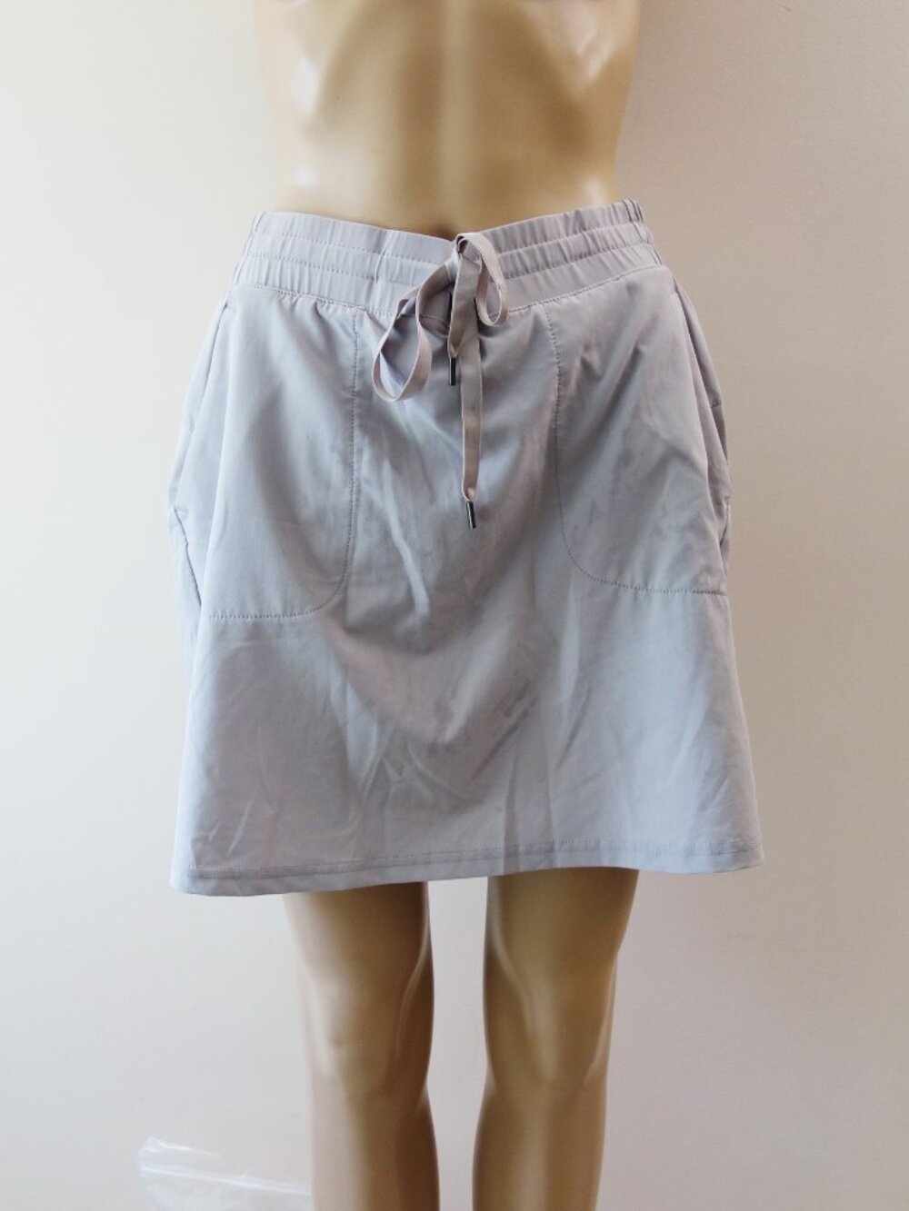 Apana Active High Rise Skort with Pockets Taupe (M) NWOT!
